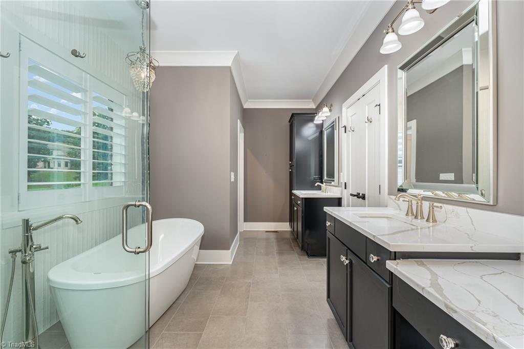property viewer photo 14