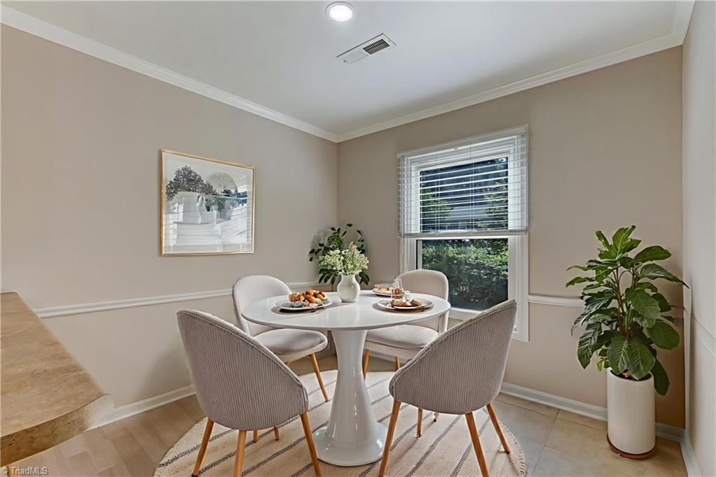 property viewer photo 11