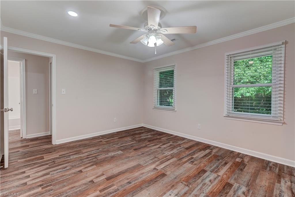property viewer photo 20