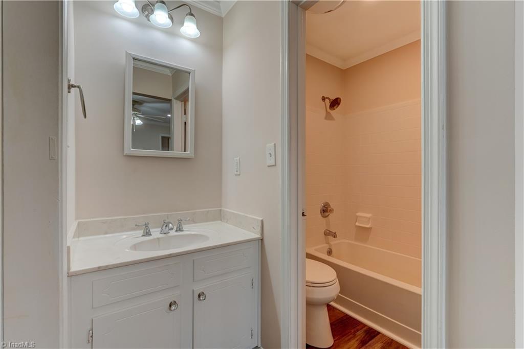 property viewer photo 21