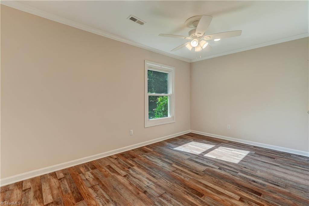 property viewer photo 22