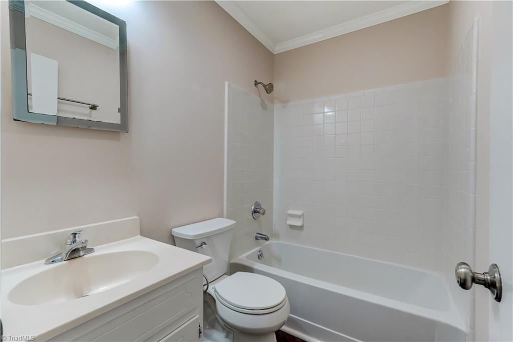 property viewer photo 24