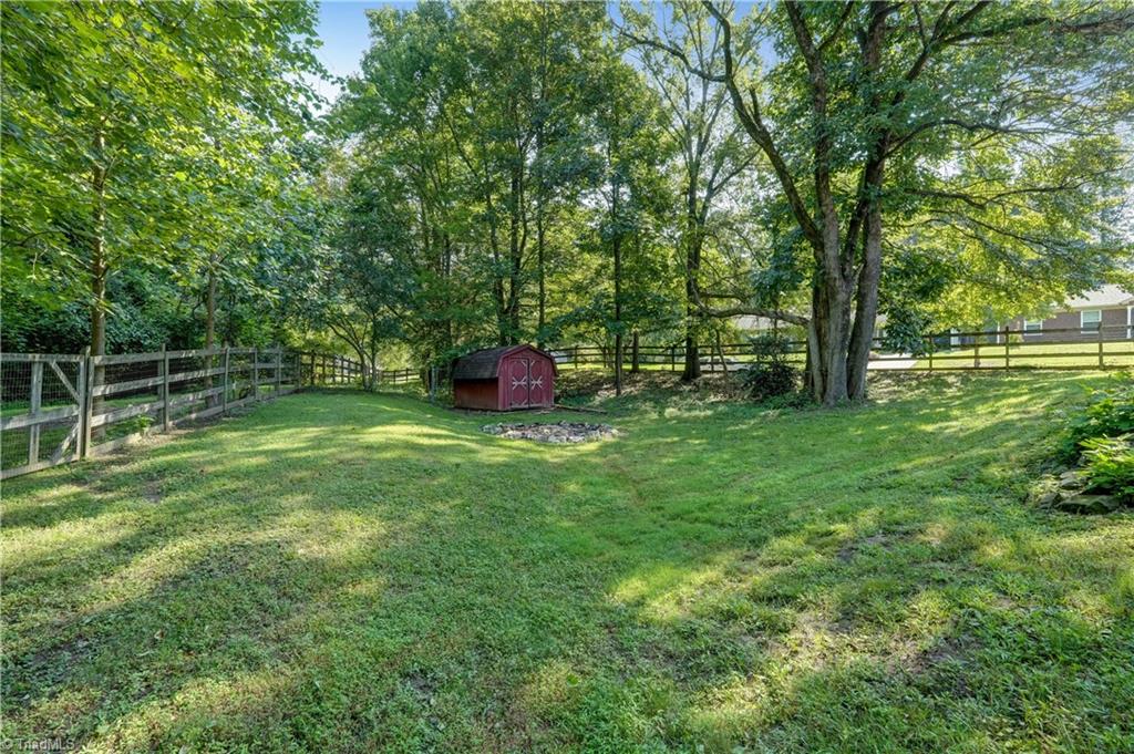 property viewer photo 31