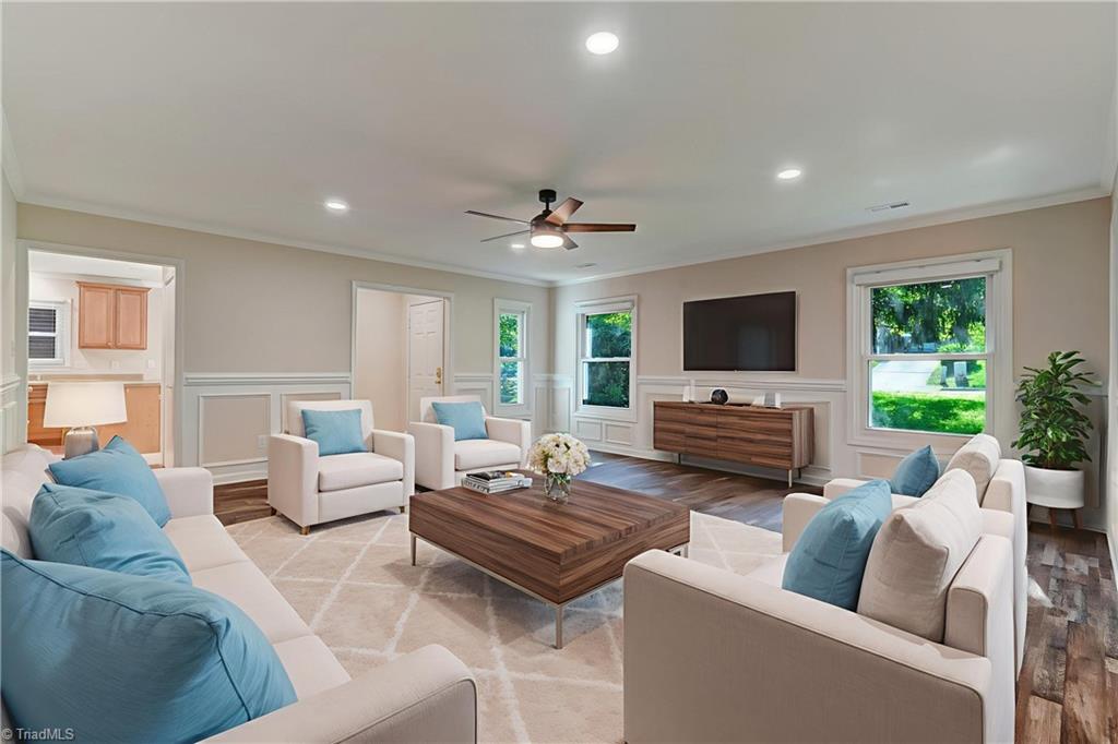 property viewer photo 6
