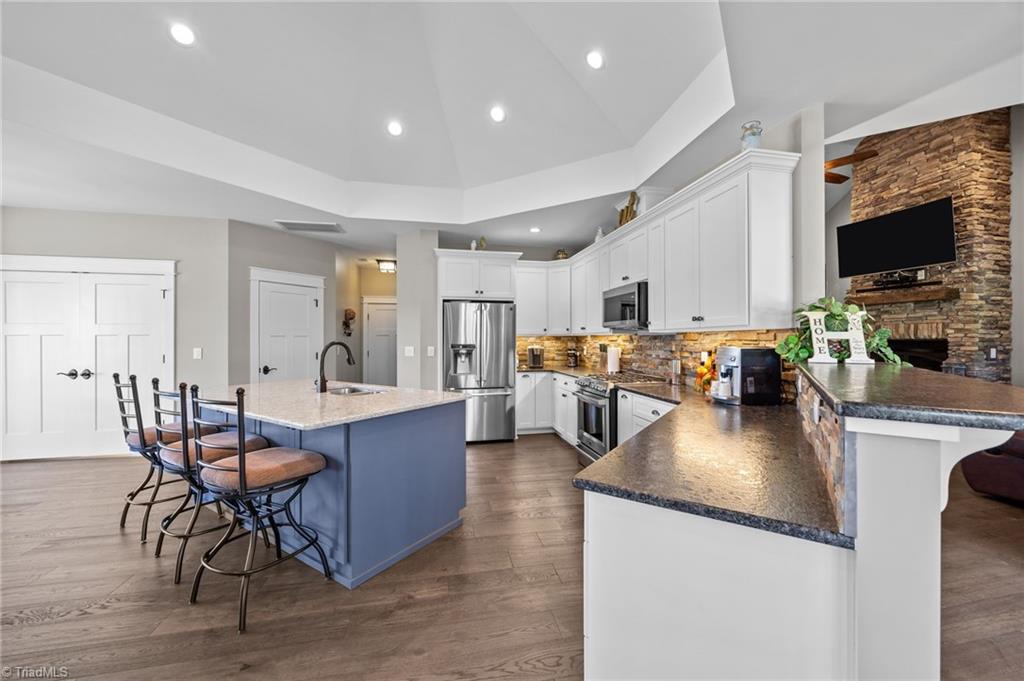 property viewer photo 19