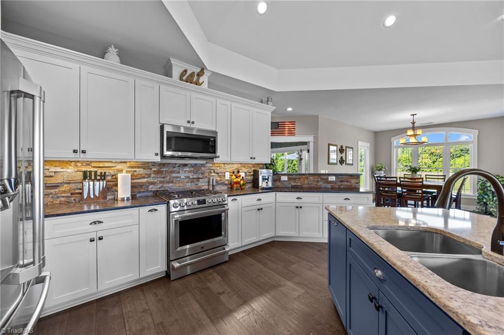 property viewer photo 21