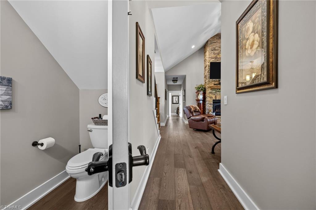 property viewer photo 24