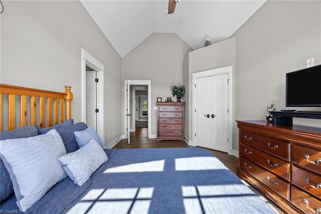 property viewer photo 27