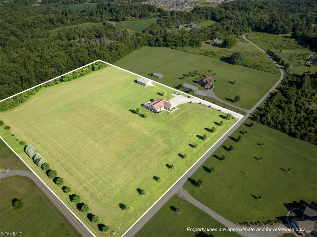 property viewer photo 3