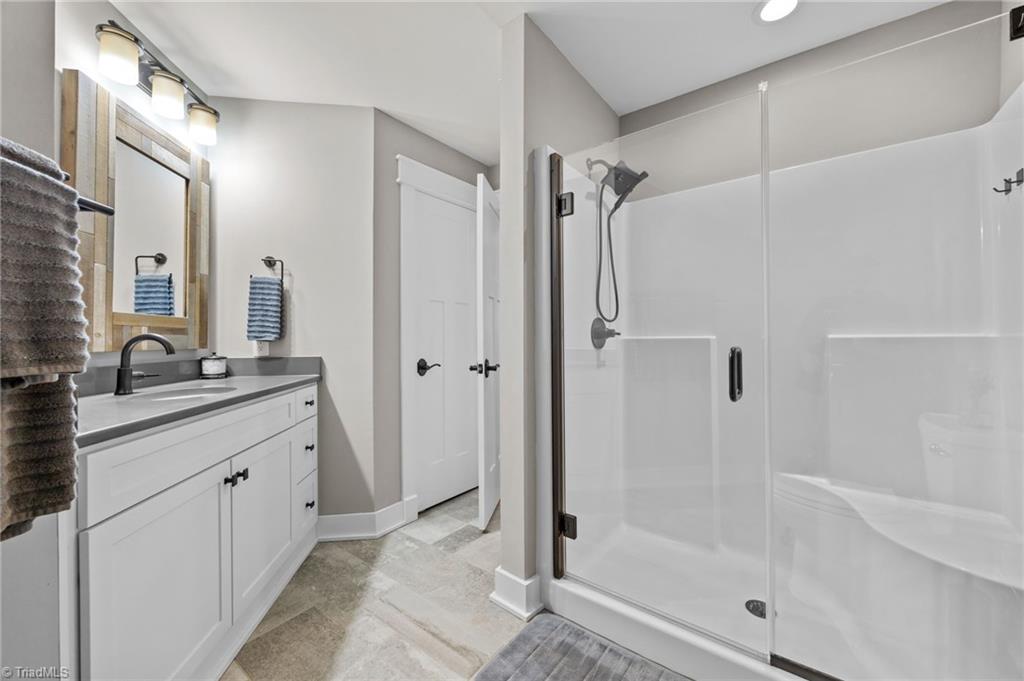 property viewer photo 34