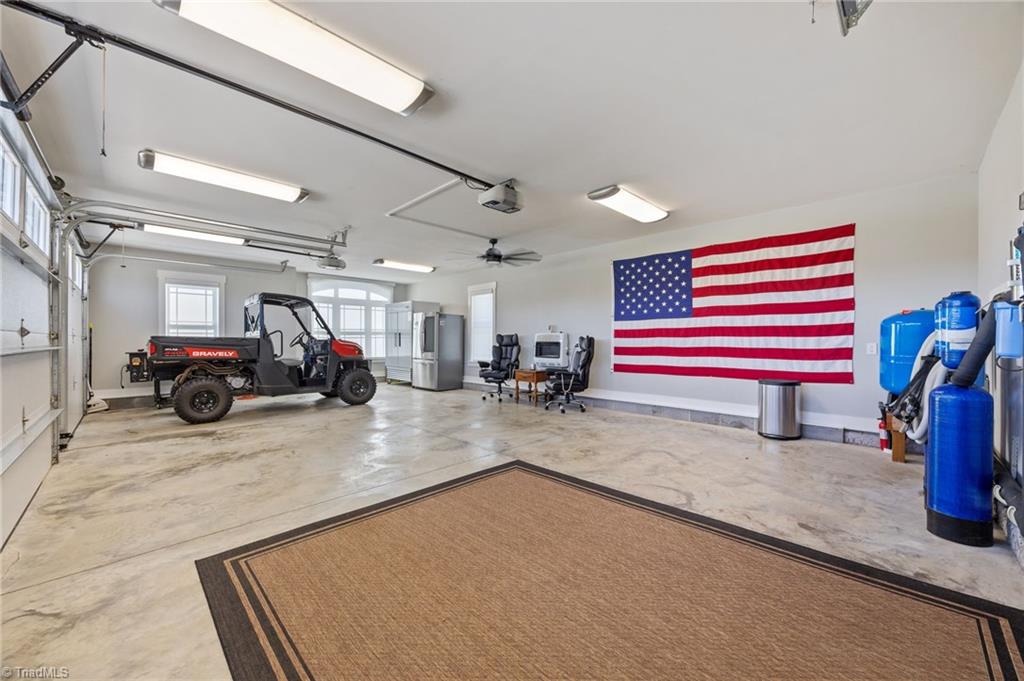 property viewer photo 36
