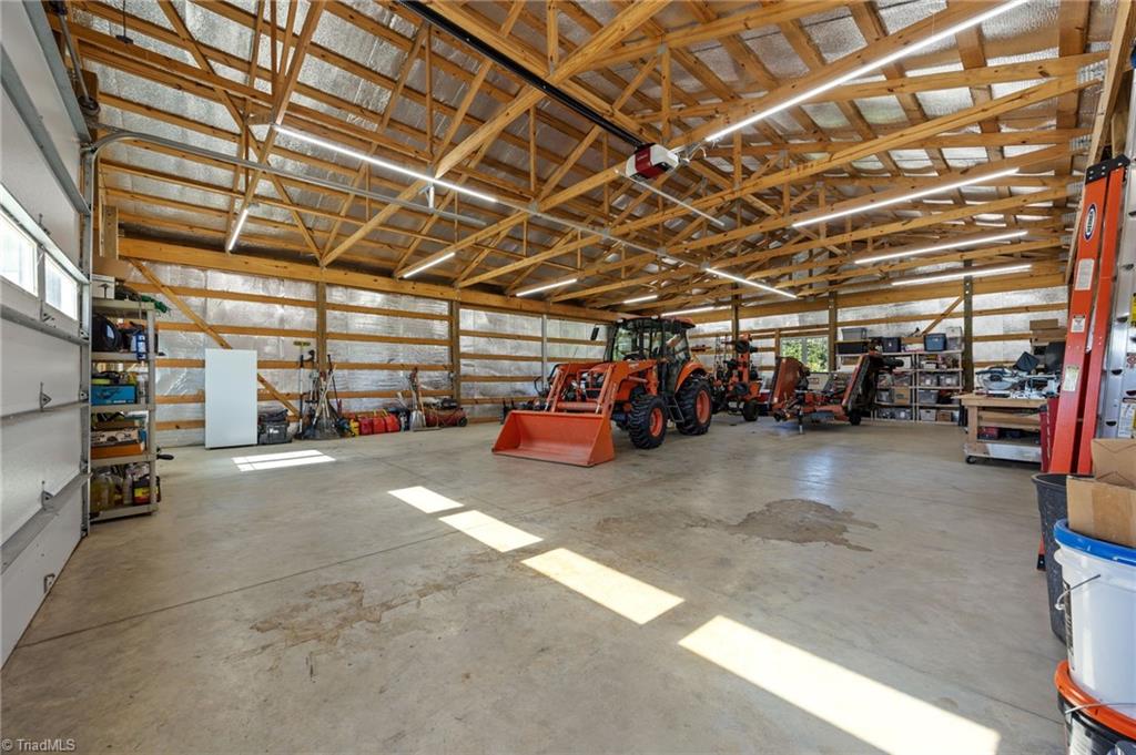 property viewer photo 40