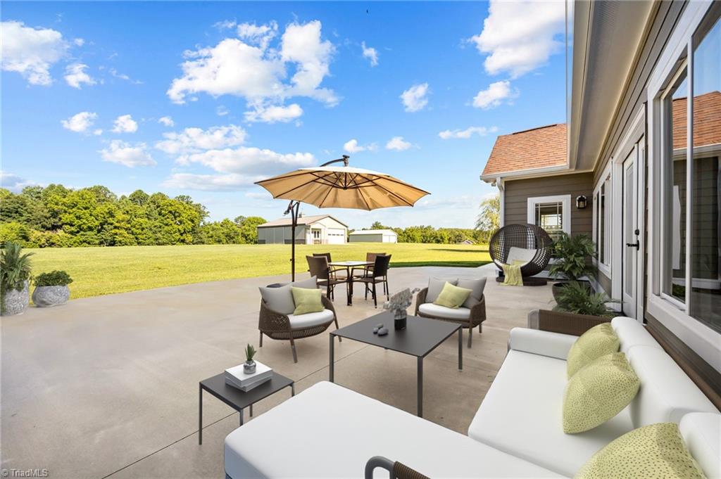 property viewer photo 9