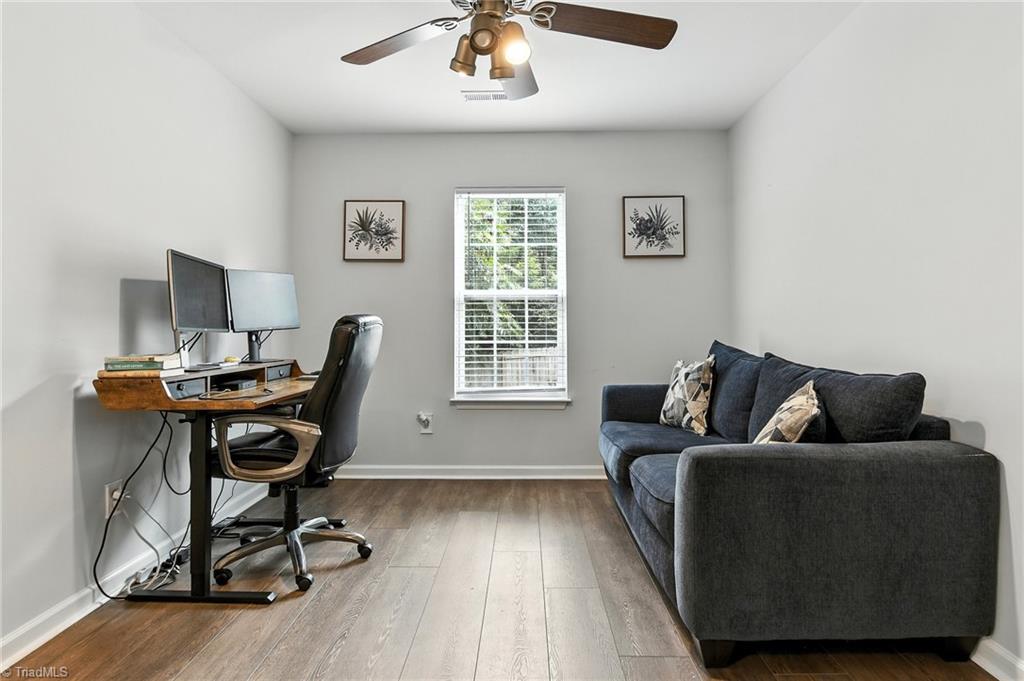 property viewer photo 22