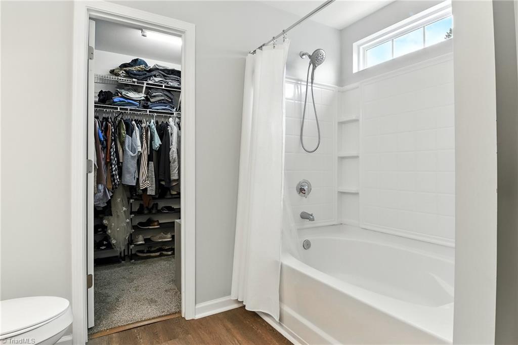 property viewer photo 27
