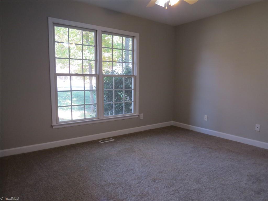property viewer photo 18