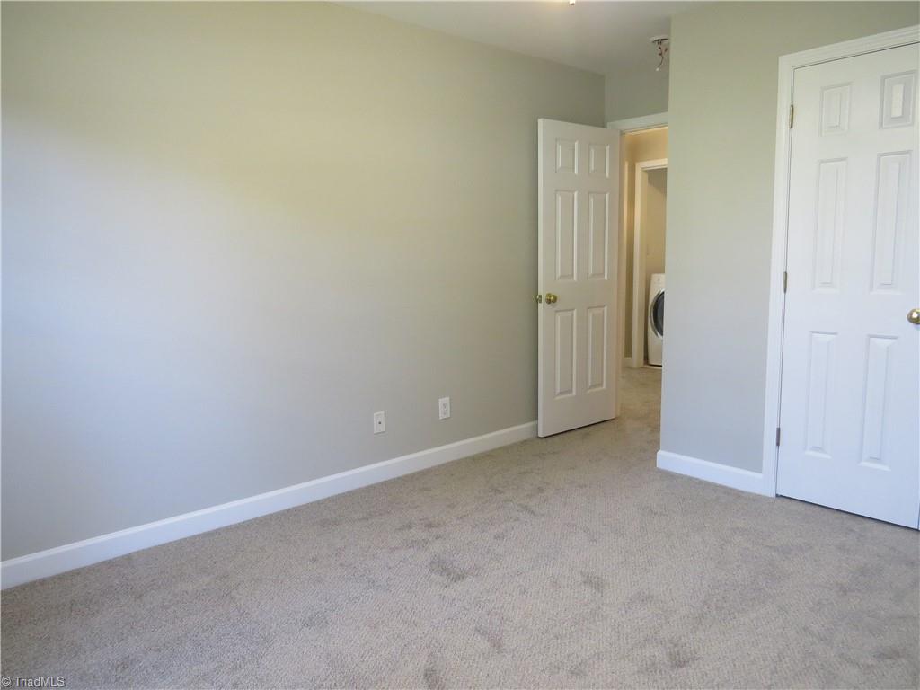property viewer photo 20