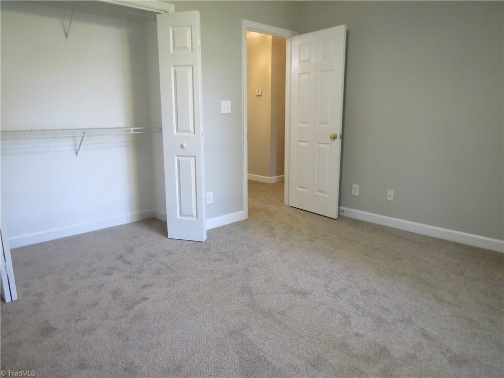 property viewer photo 23