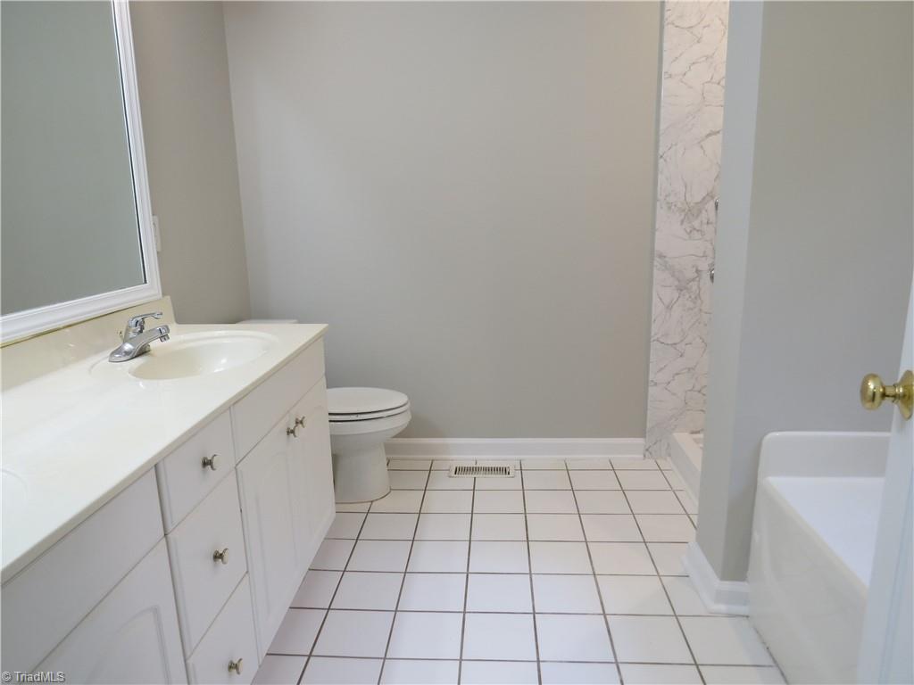 property viewer photo 27
