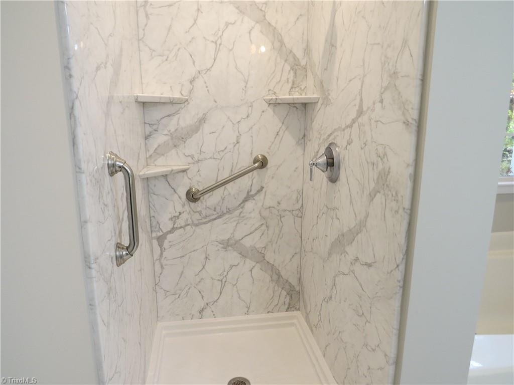 property viewer photo 32