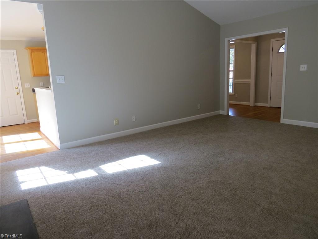 property viewer photo 6