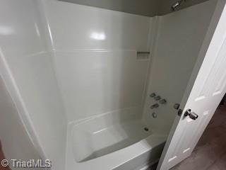 property viewer photo 2