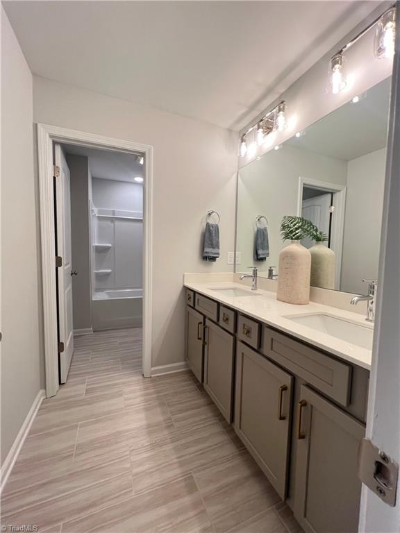 property viewer photo 11