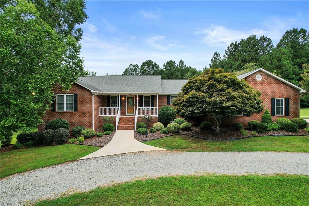 main property photo 0