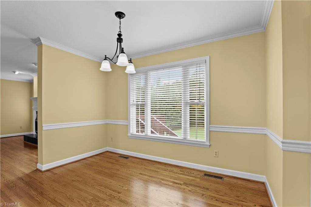 property viewer photo 12