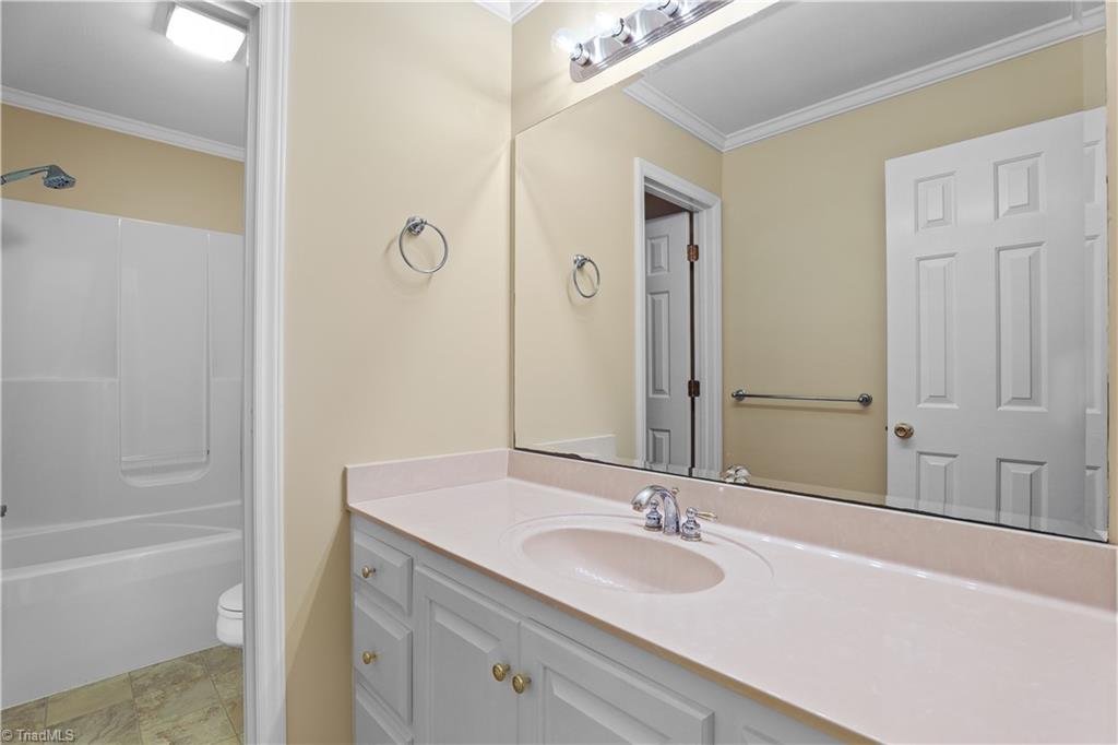 property viewer photo 21