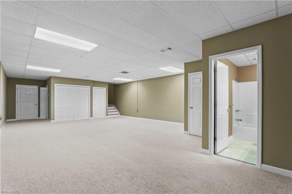 property viewer photo 23