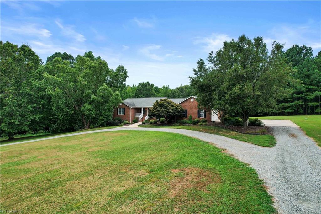 property viewer photo 3