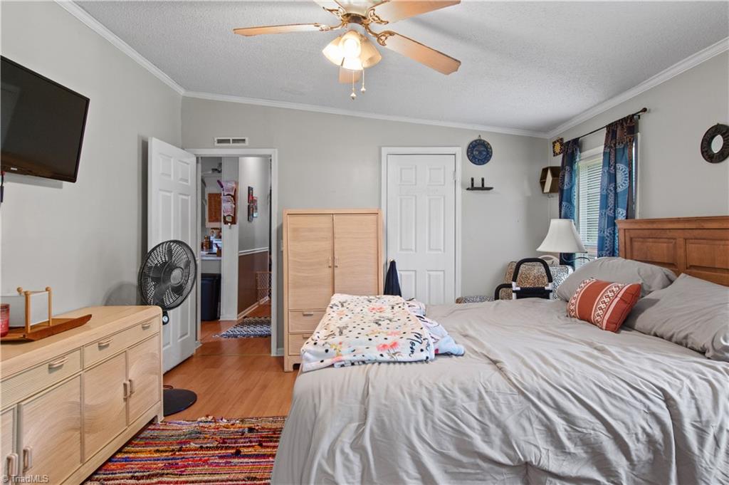 property viewer photo 20