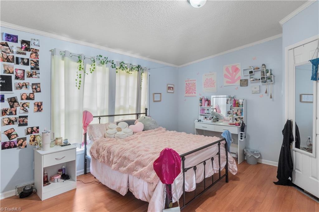 property viewer photo 23