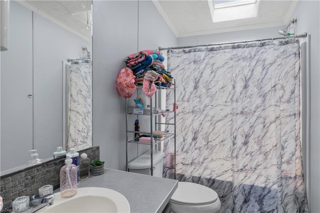 property viewer photo 25