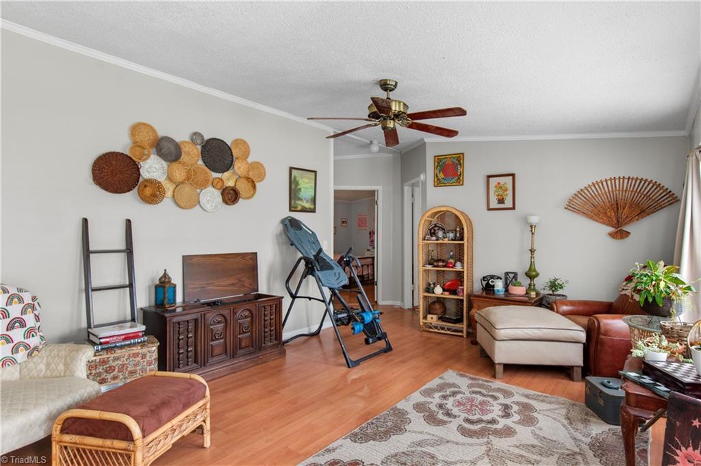 property viewer photo 8