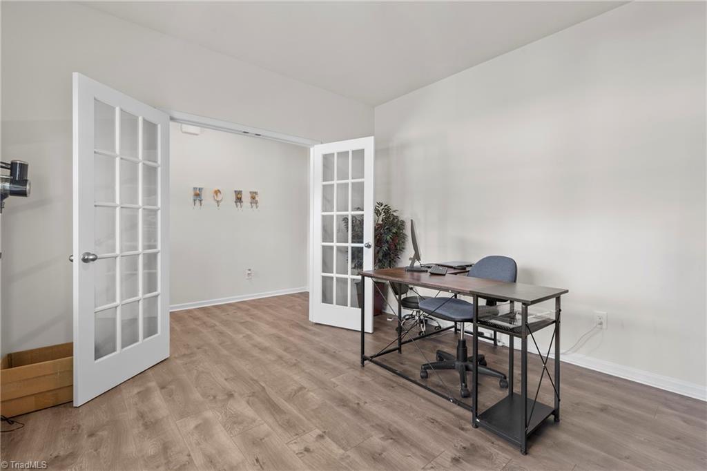 property viewer photo 10