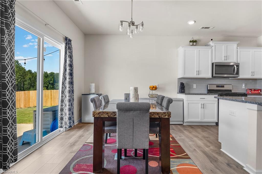 property viewer photo 15