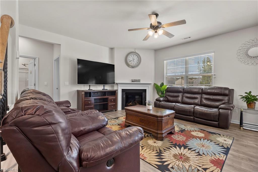 property viewer photo 17