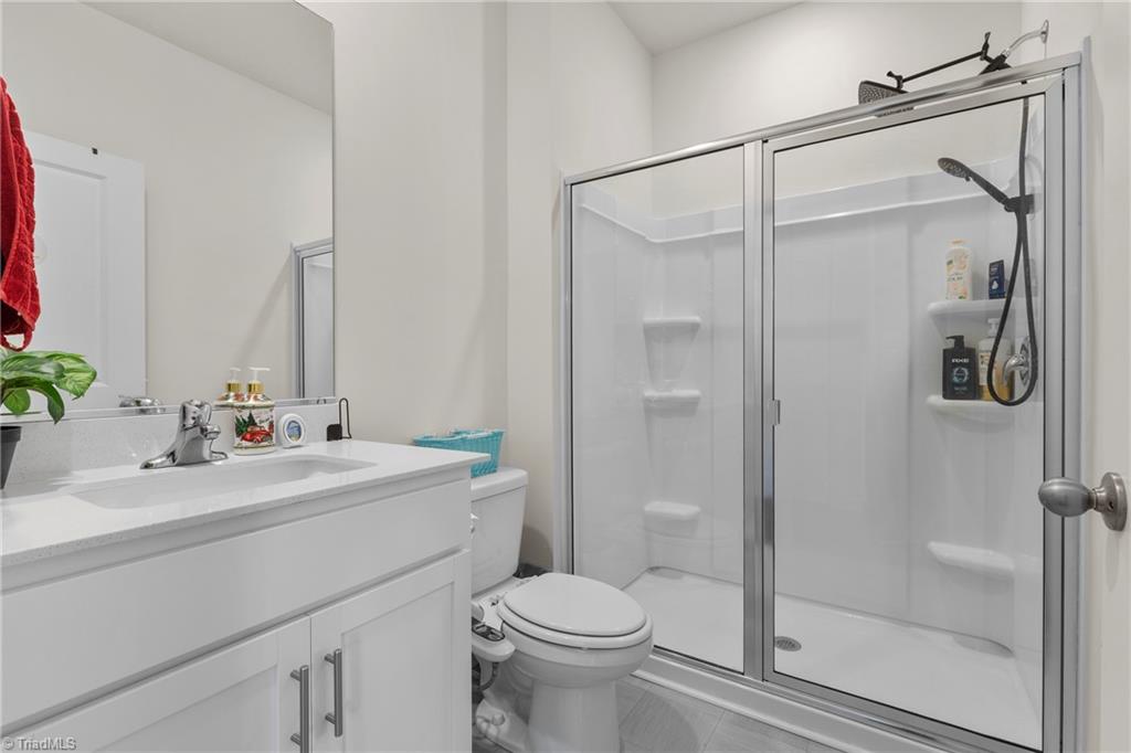 property viewer photo 20