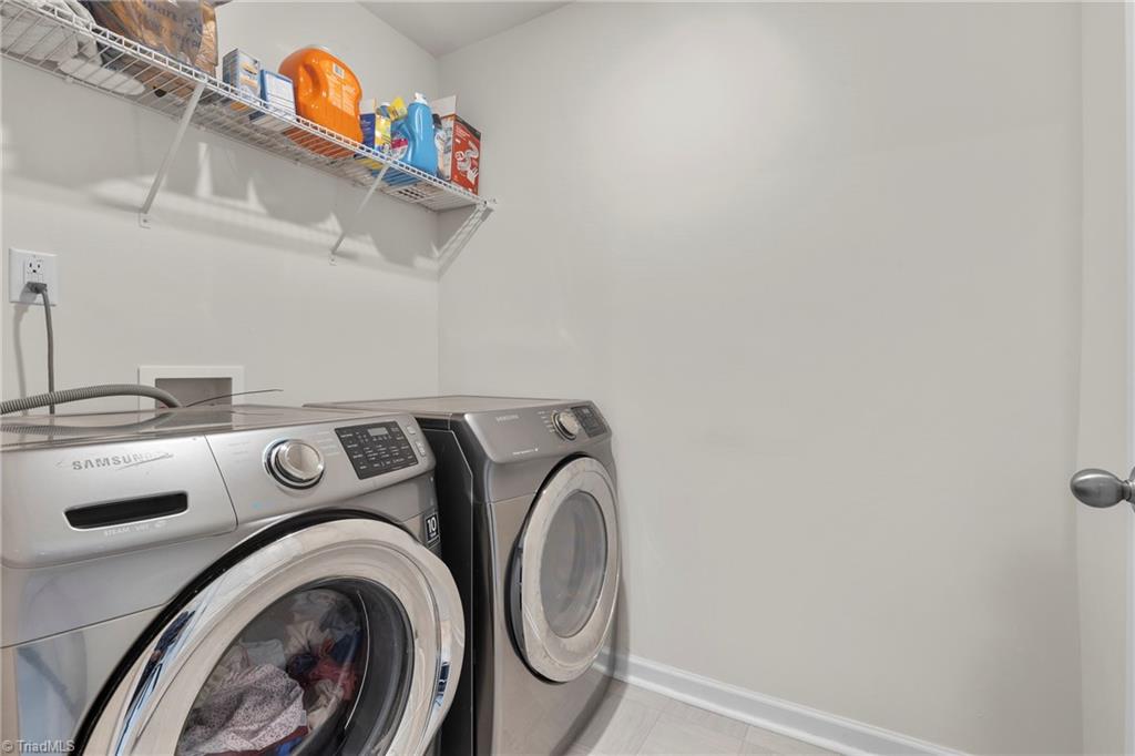 property viewer photo 29