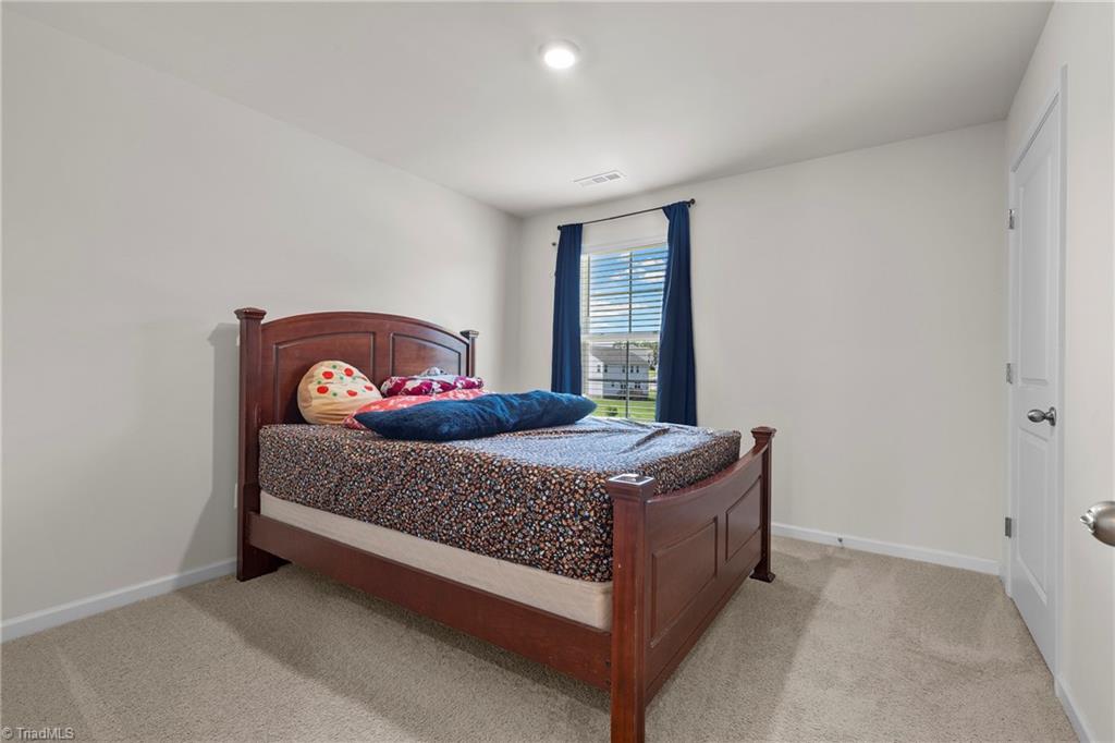 property viewer photo 30