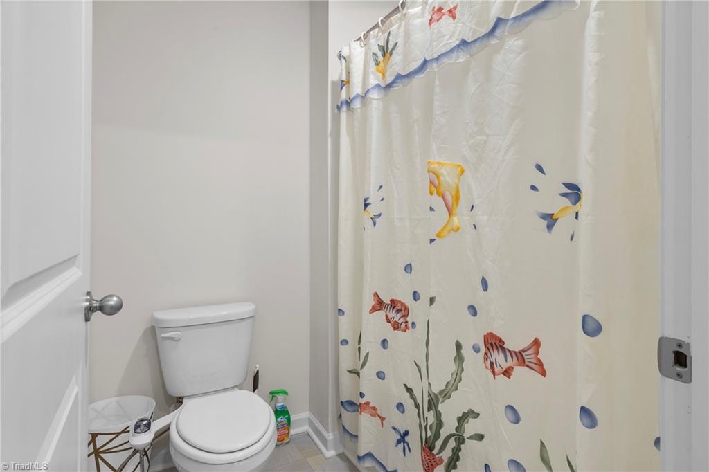 property viewer photo 38