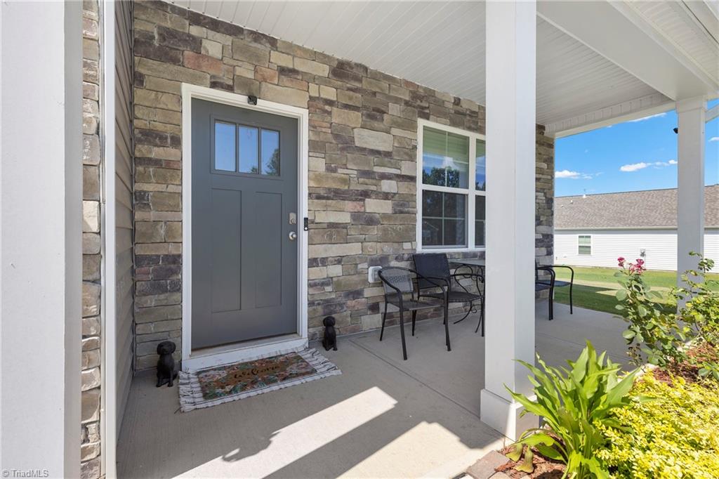 property viewer photo 4