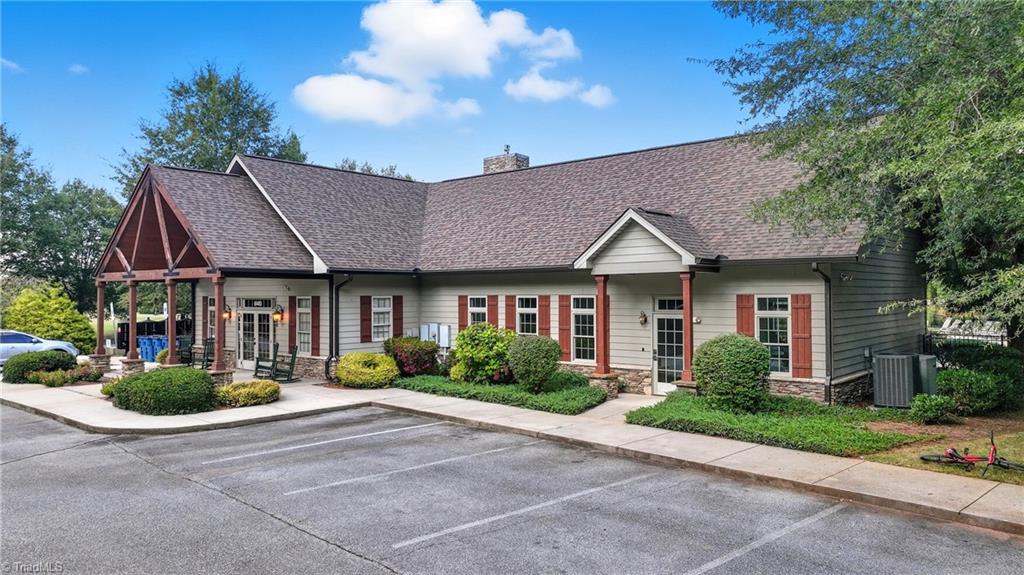 property viewer photo 5