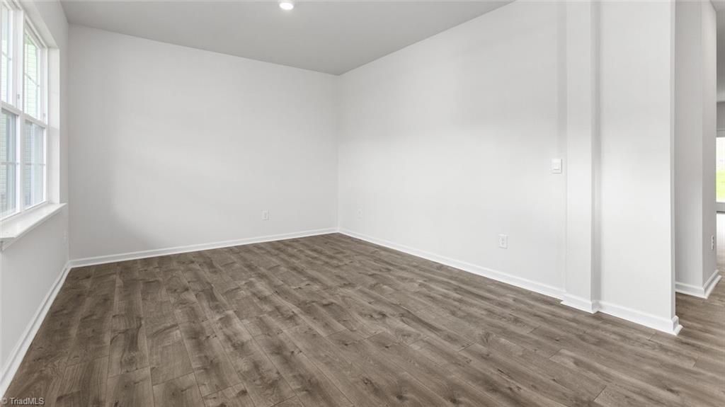 property viewer photo 1