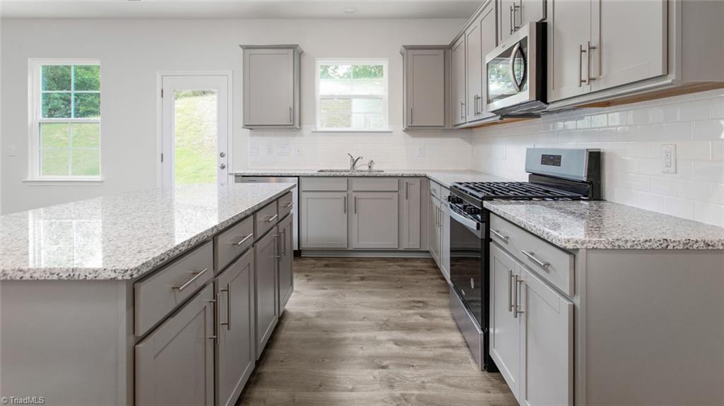 property viewer photo 10