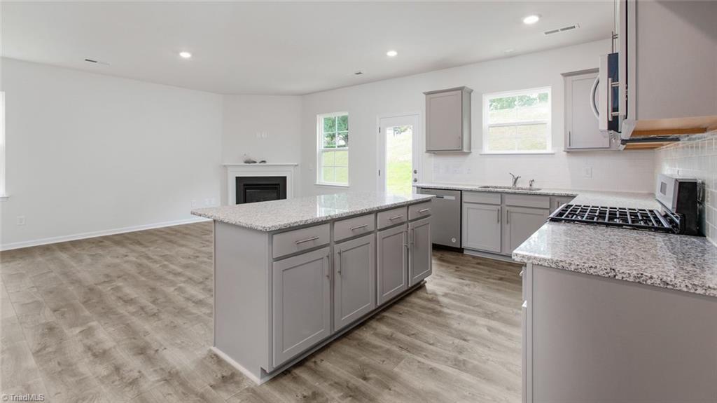 property viewer photo 11