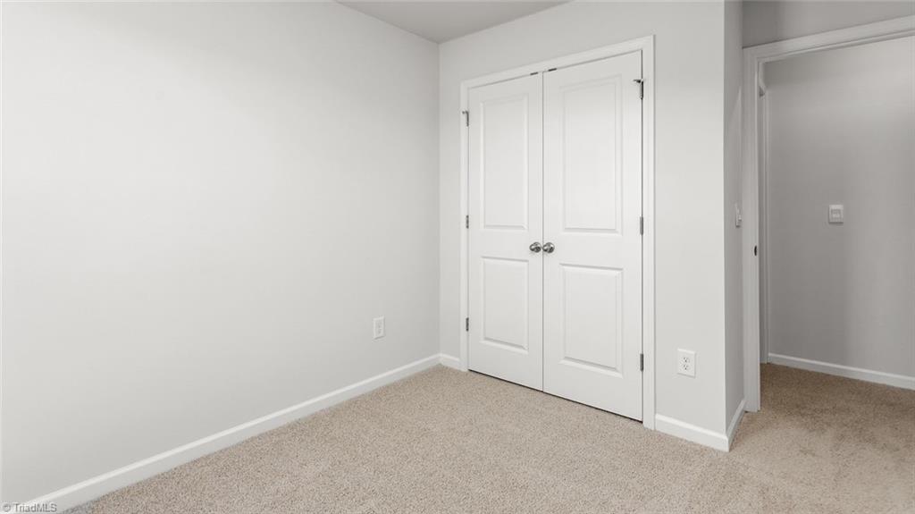 property viewer photo 20