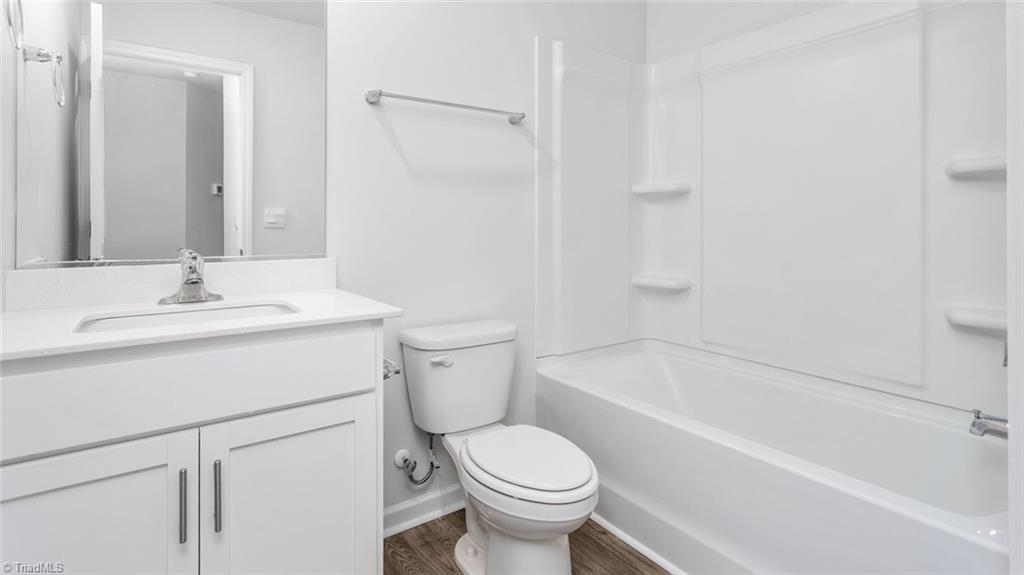 property viewer photo 21